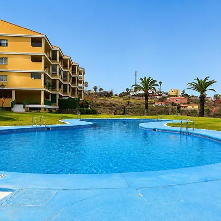 Greenday - With Pool In La Quinta * Santa Úrsula