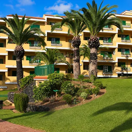 Apartment Greenday - With Pool In La Quinta Santa Úrsula